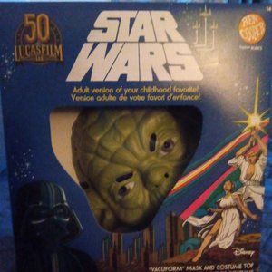 Yoda Halloween costume. One size fits all. Adult. Ben Cooper